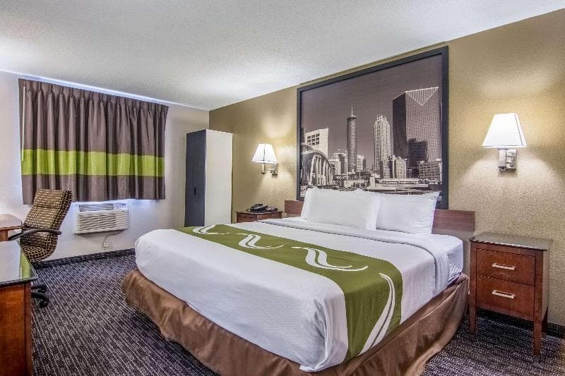 Quality Inn Atlanta Airport-Central 4
