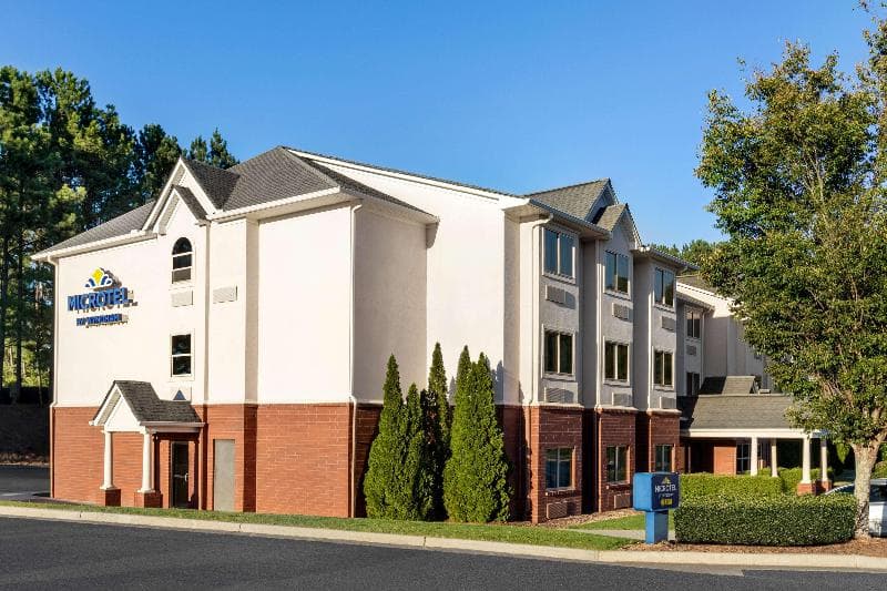 Microtel Inn & Suites by Wyndham Woodstock/Atlanta North 4