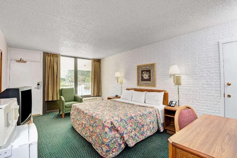 Howard Johnson By Wyndham Galloway Atlantic City Area 4
