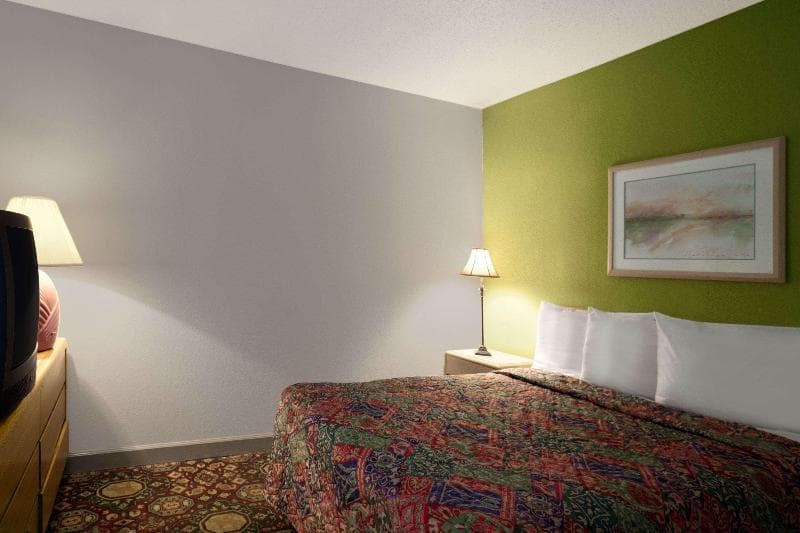 Days Inn By Wyndham West Memphis photo 1