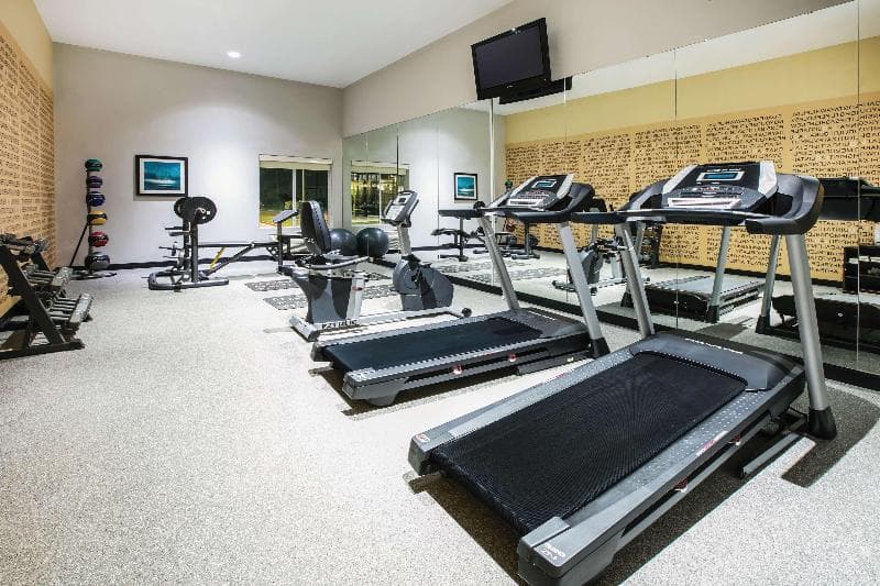 La Quinta Inn & Suites by Wyndham Brownwood 2