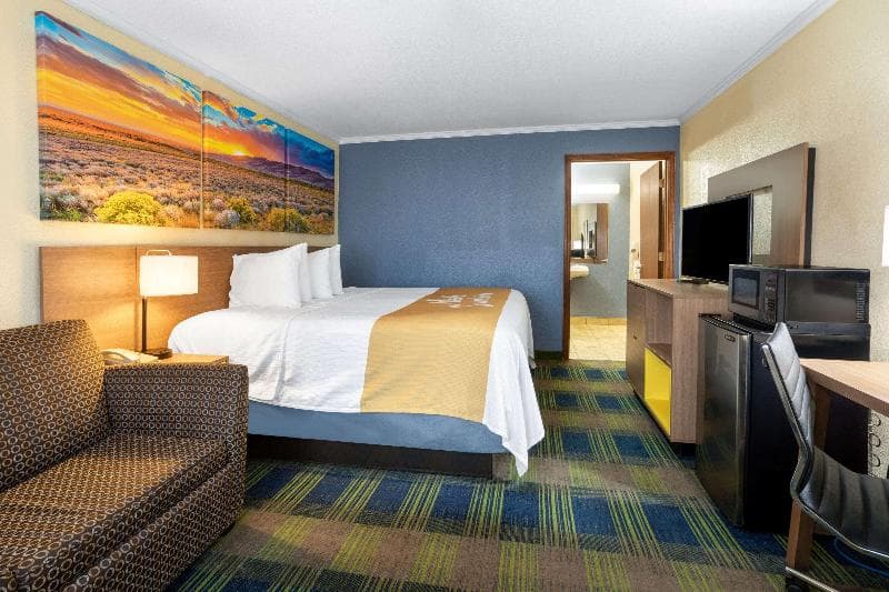 Days Inn by Wyndham Alamogordo photo 1