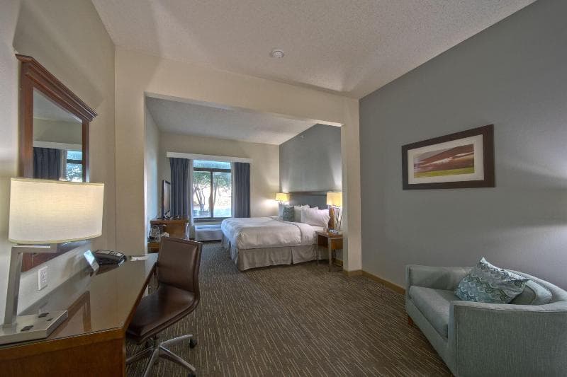 Wingate by Wyndham Round Rock Hotel & Conference Center 4