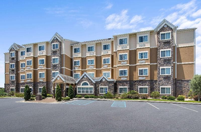 Microtel Inn & Suites by Wyndham Opelika 2