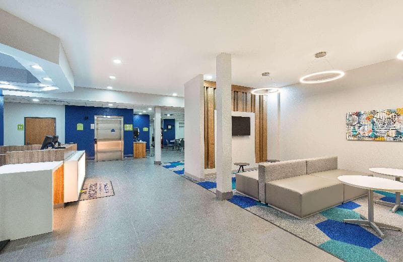 Microtel Inn & Suites by Wyndham Opelika 5