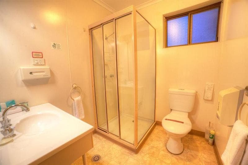 Midlands Motel 4