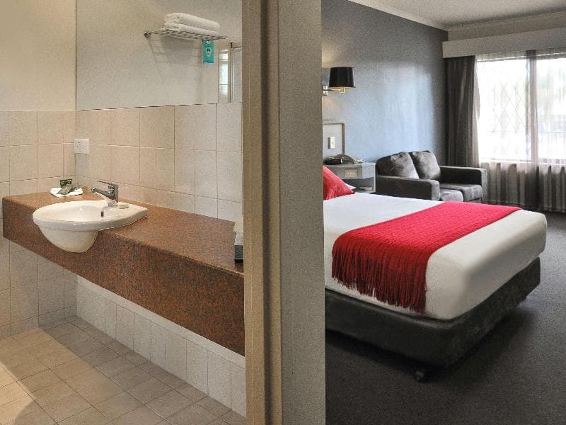Ibis Styles Adelaide Manor 3