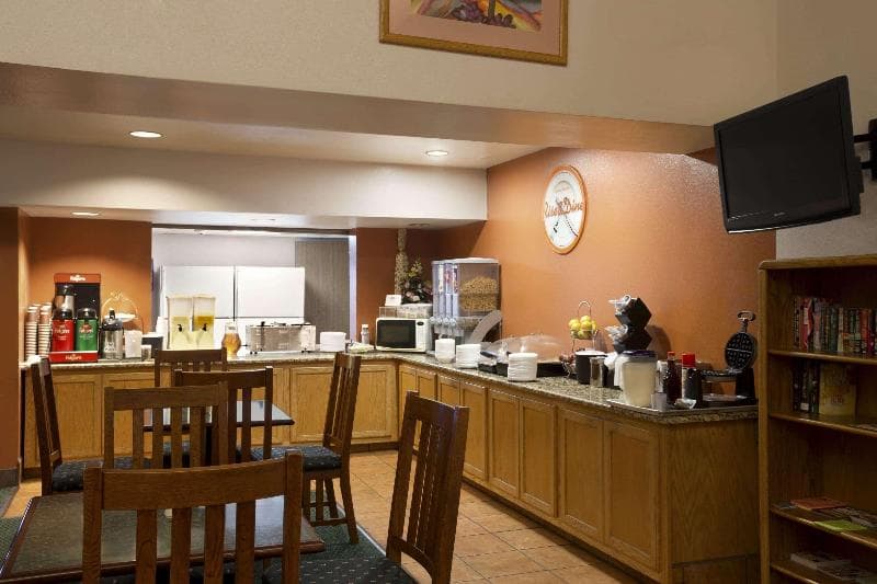 Greentree Inn 4