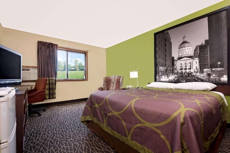 Super 8 by Wyndham Muncie/Ball State College Area 4