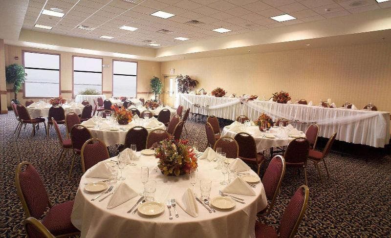 AmericInn by Wyndham Ashland photo 1