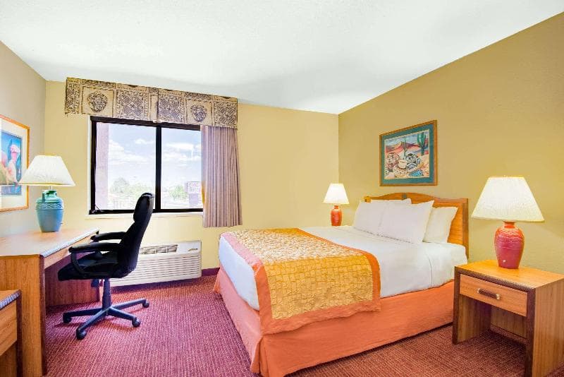 Hawthorn Suites By Wyndham Albuquerque photo 1