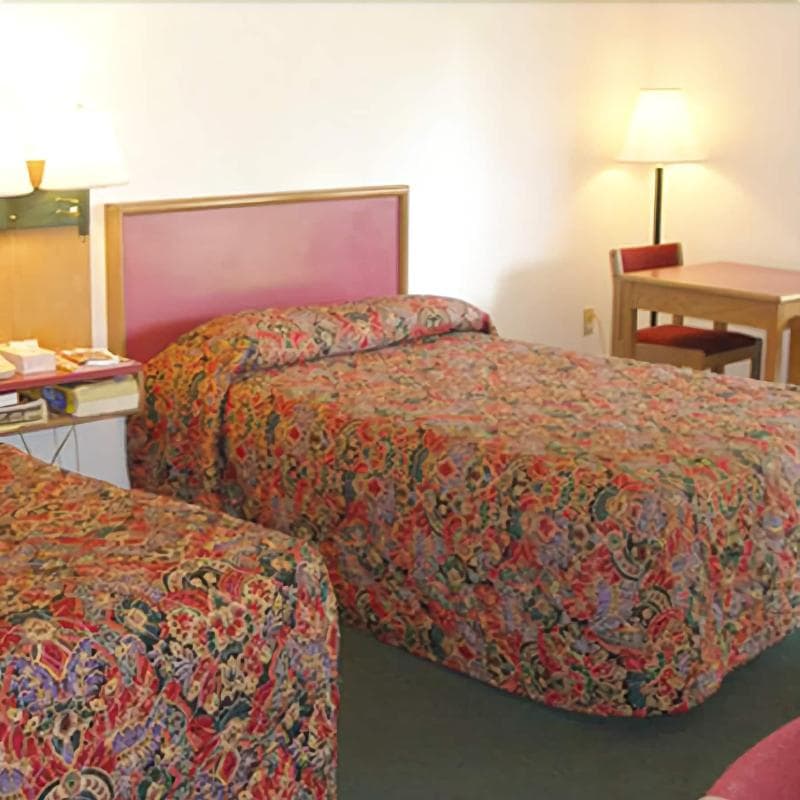 Knights Inn Center Valley 5