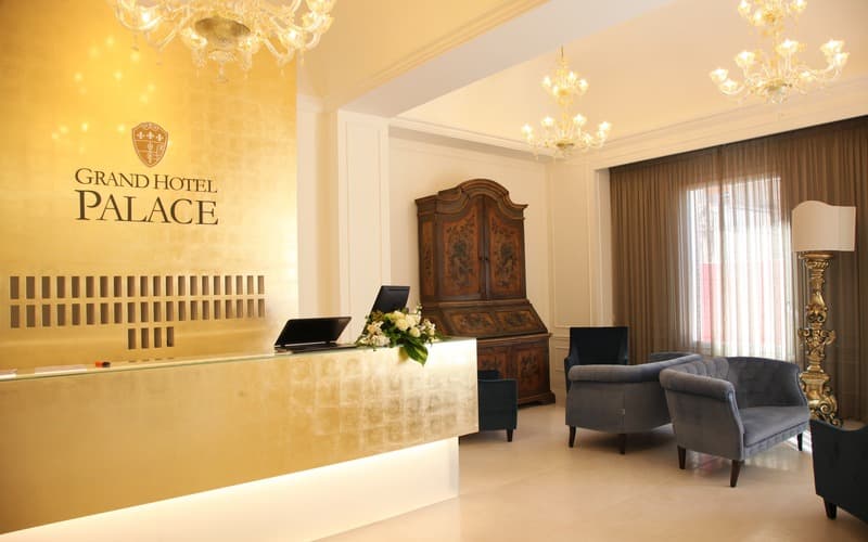 Grand Hotel Palace 5