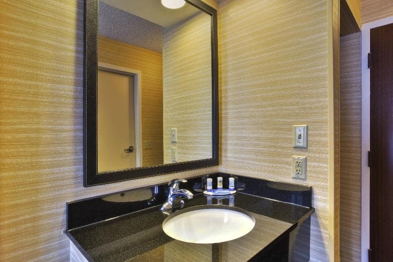 Fairfield Inn Ann Arbor 3