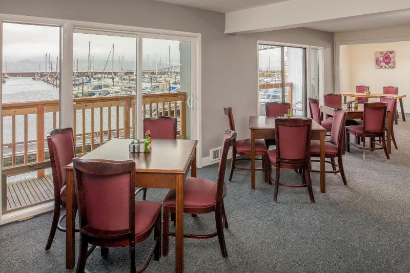Astoria Riverwalk Inn 3