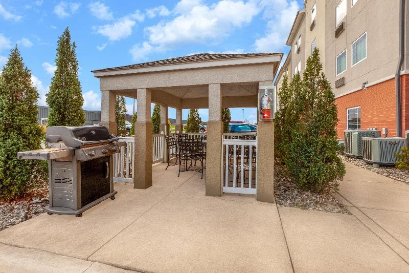 Candlewood Suites Kalamazoo 3