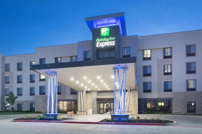 Holiday Inn Express Hotel & Suites Amarillo (West) 2