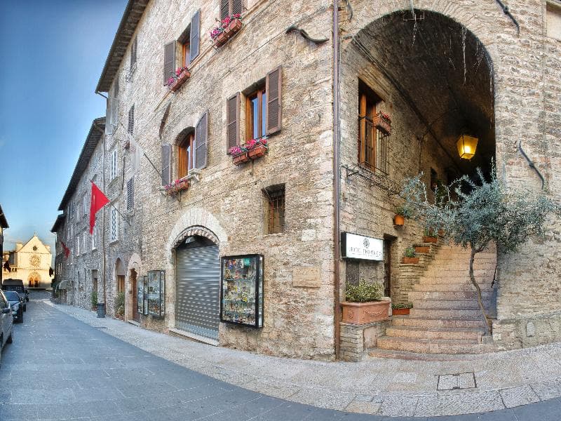 Properzio photo 1