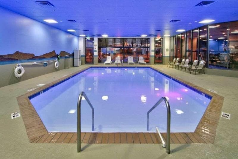 Ramada Plaza by Wyndham Albuquerque Midtown 5