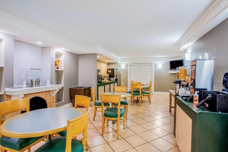 Baymont By Wyndham Abilene photo 1
