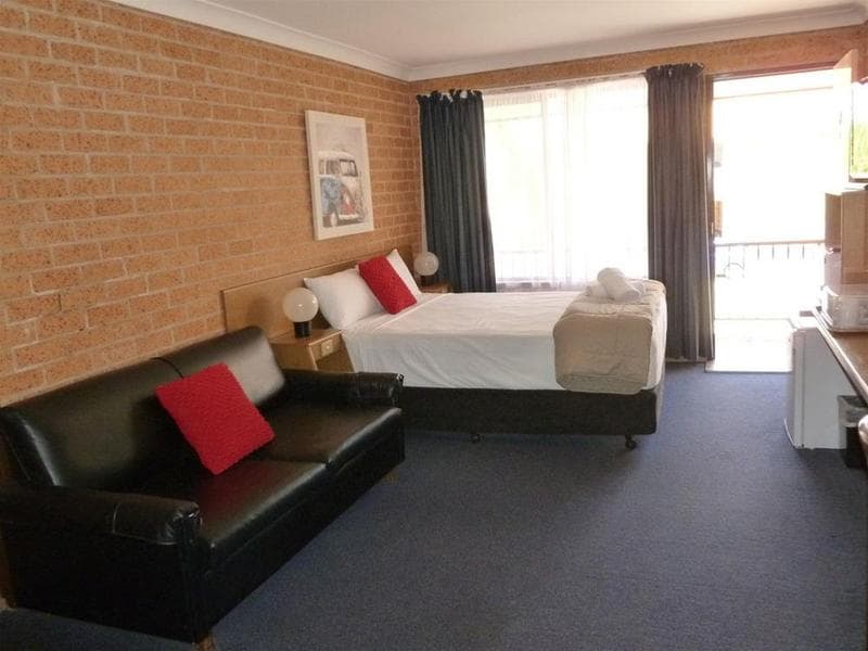 Royal Palms Motor Inn 3