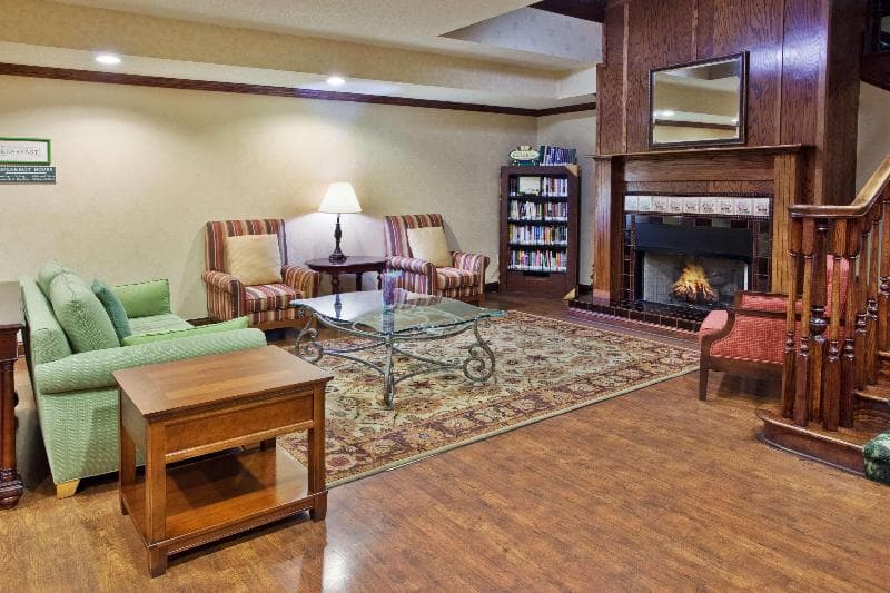 Country Inn & Suites By Radisson, Hiram, Ga 4