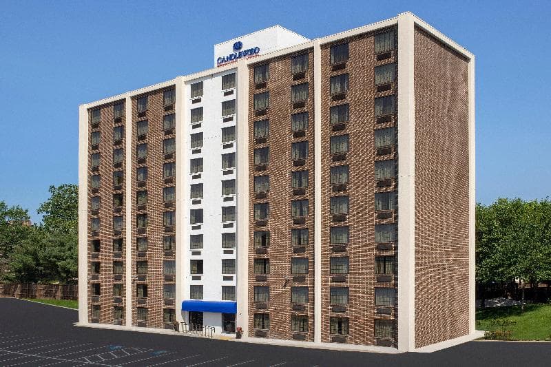 Candlewood Suites Alexandria West 2