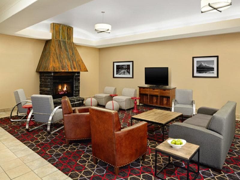 Four Points By Sheraton Edmonton South 3