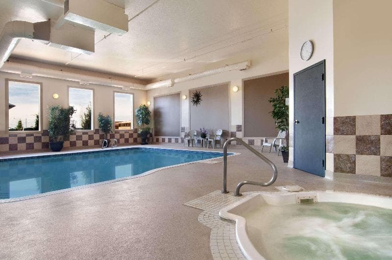 Travelodge By Wyndham Stony Plain 5