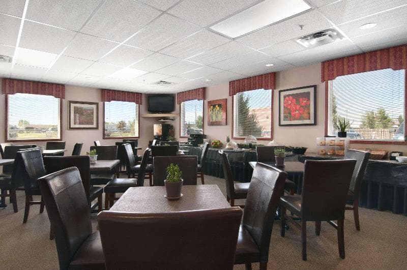 Travelodge By Wyndham Stony Plain 3