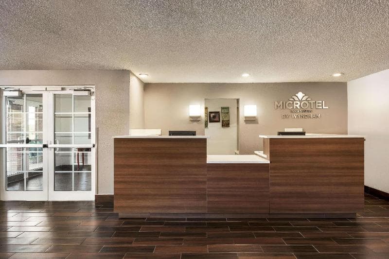 Microtel Inn & Suites by Wyndham Tifton 5