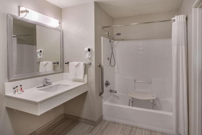 Baymont by Wyndham Albuquerque Airport 5