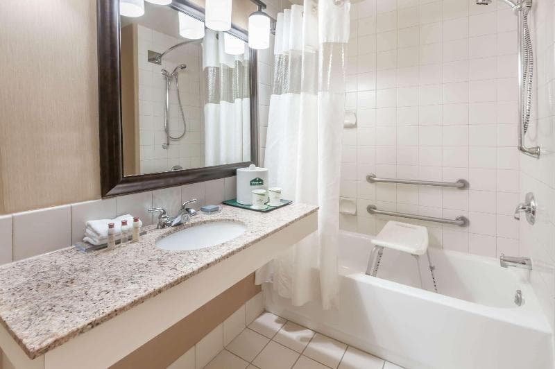 Wingate by Wyndham Edmonton West 5