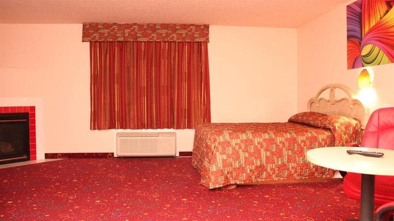 Crystal Star Inn Edmonton Airport photo 1