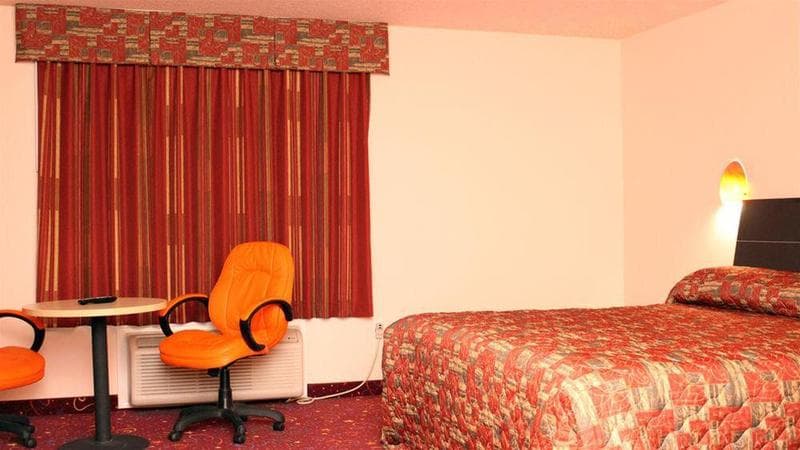 Crystal Star Inn Edmonton Airport 2