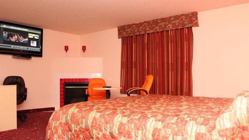 Crystal Star Inn Edmonton Airport 5