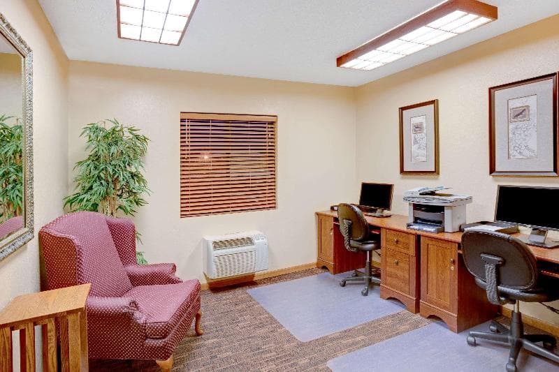 Super 8 by Wyndham Aberdeen East main
