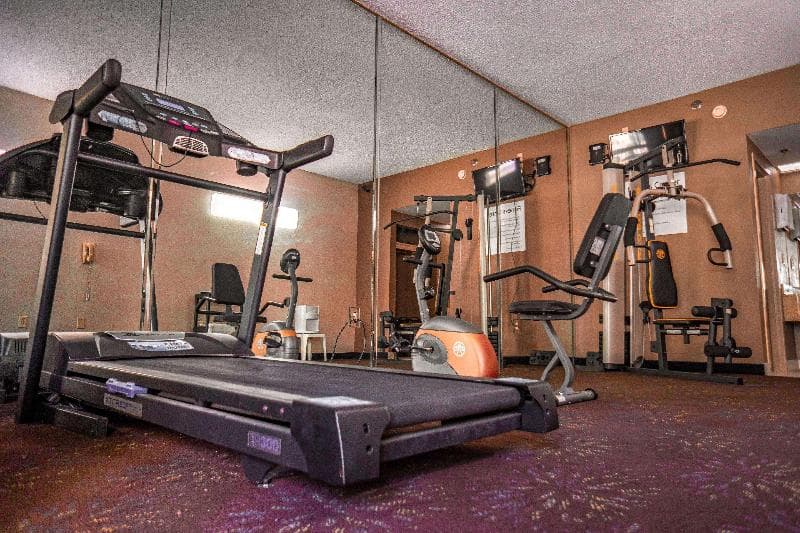 Quality Inn & Suites At Six Flags photo 1