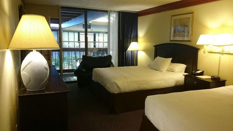 Ramada Conference Center Altoona 5