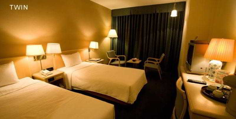 Okinawa Kariyushi Resort Exes Naha 5