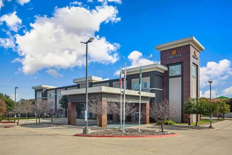 La Quinta Inn & Suites by Wyndham Austin NW/Lakeline Mall main