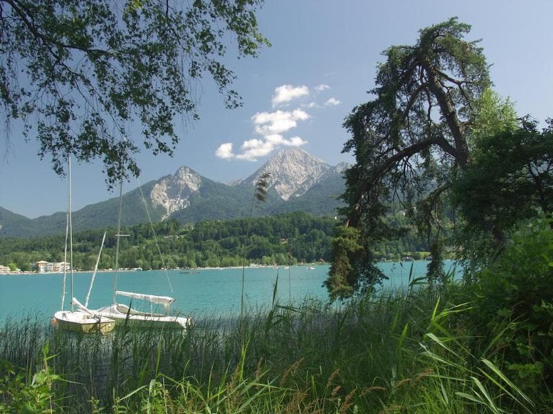 Inselhotel Faakersee main