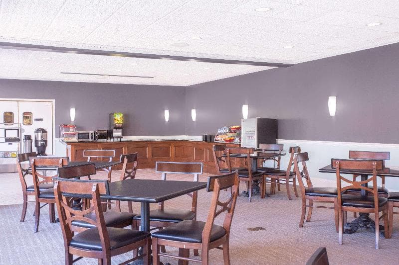 Hawthorn Suites by Wyndham Conyers 3