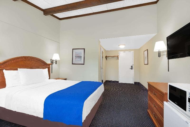 Travelodge by Wyndham Lima photo 1