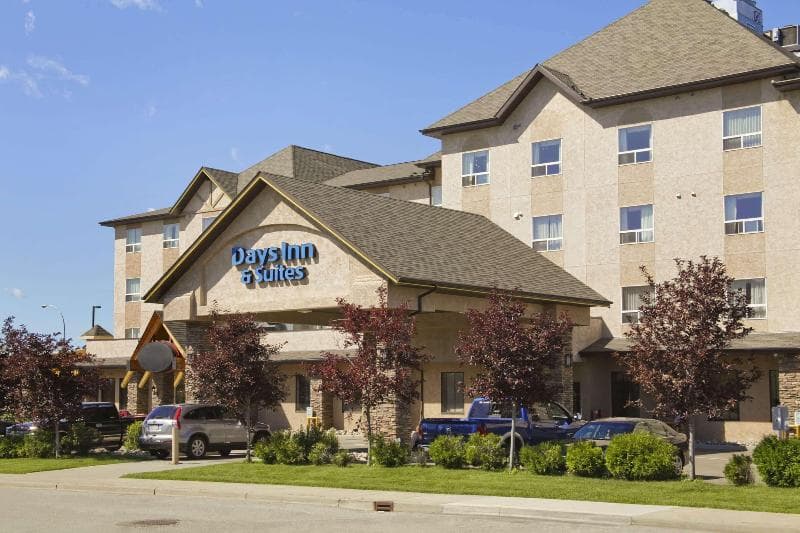 Days Inn & Suites by Wyndham West Edmonton photo 1
