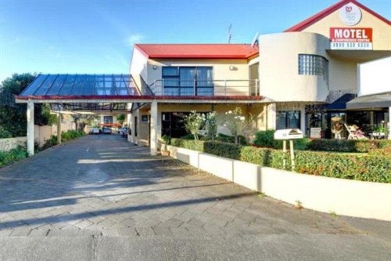 Rayland Epsom Motel 5