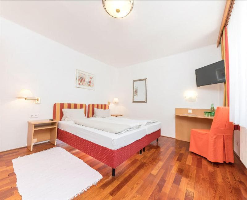 Hotel Zur Post & Appartementhaus Kern 4