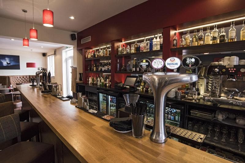 Douglas Arms Hotel main