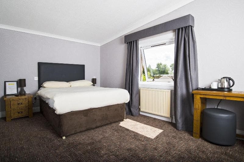 Douglas Arms Hotel 3