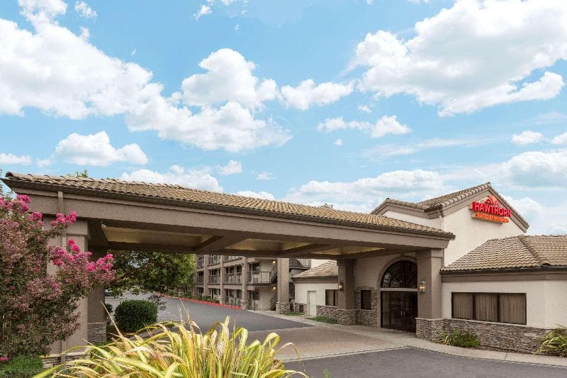 Hawthorn Suites by Wyndham Napa Valley photo 1